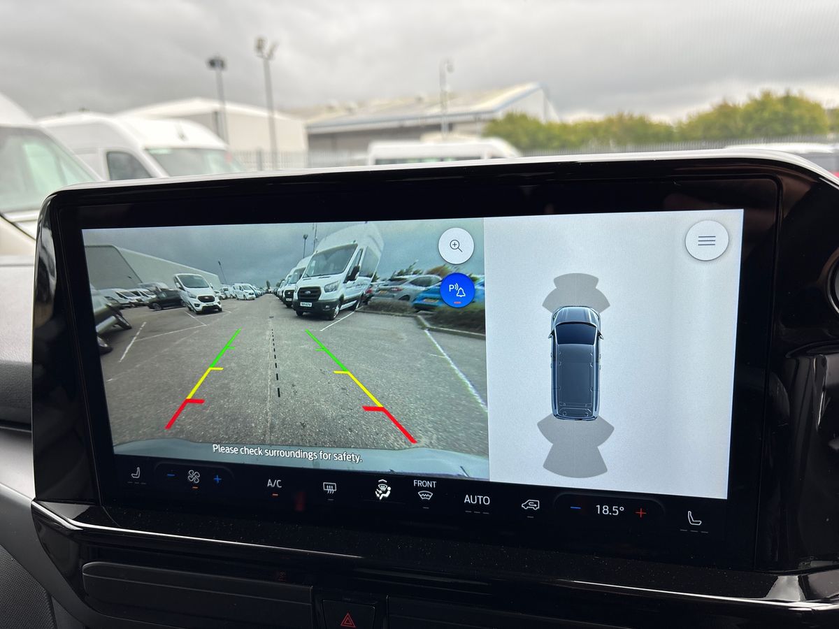 Used Ford Tourneo Custom 2024 for sale - 76044163: Photo 25