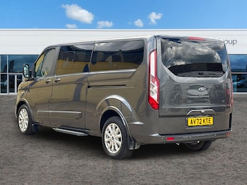 Used Ford Tourneo Custom 2022 for sale - 79622600: Photo