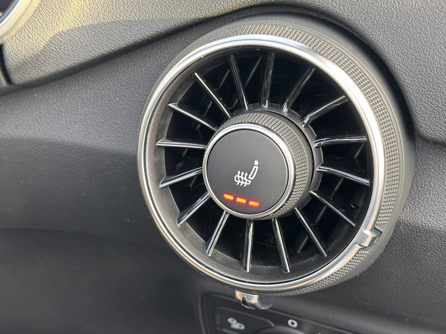 Used Audi TT 2021 for sale - 78135464: Photo 25