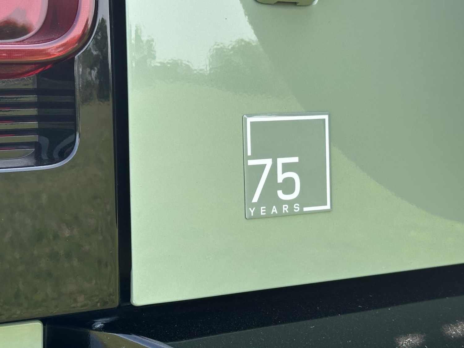 Used Land Rover Defender 2023 for sale - 77048028: Photo 10