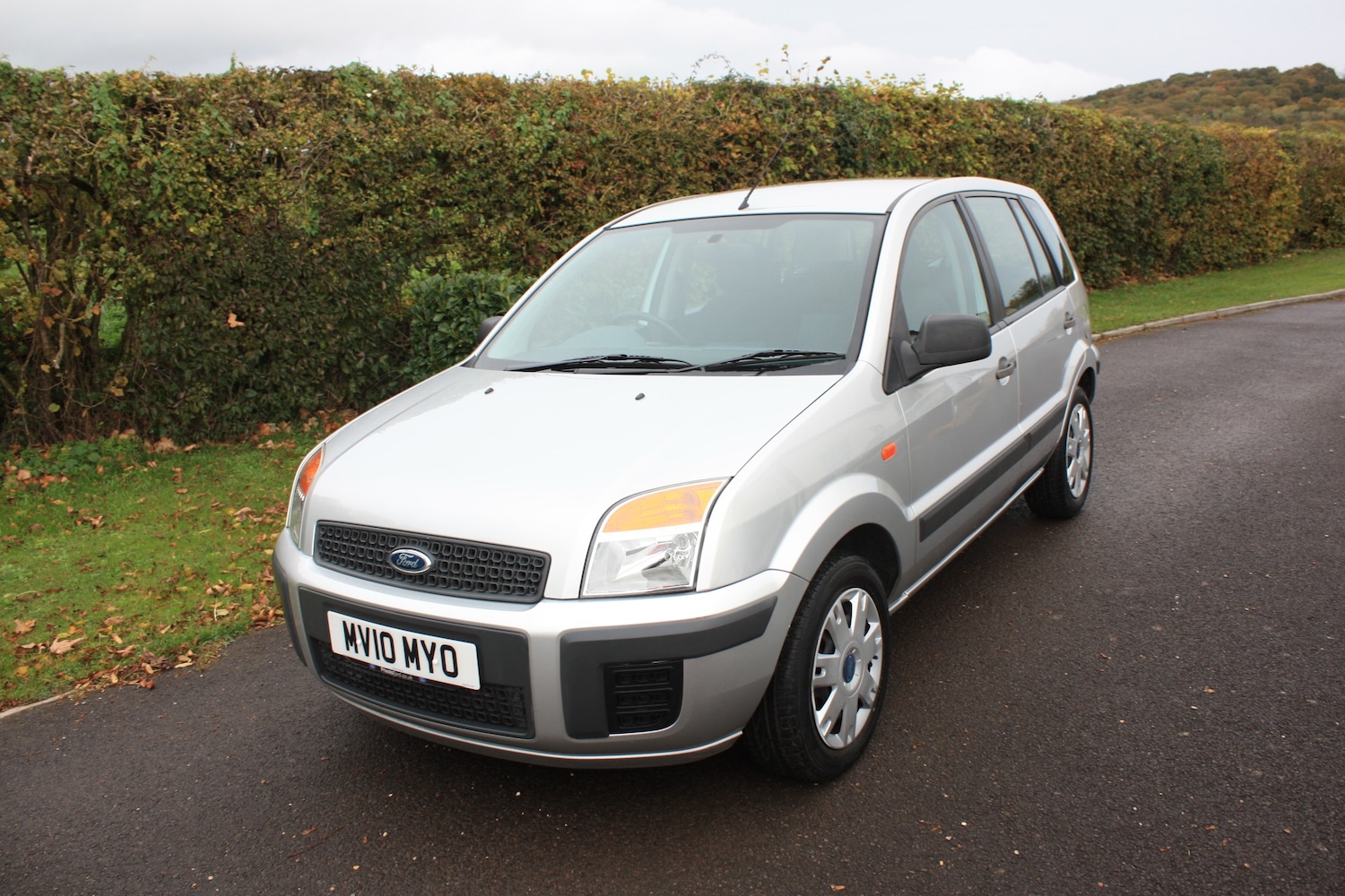 Used Ford Fusion 2010 for sale - 76405819: Photo 1