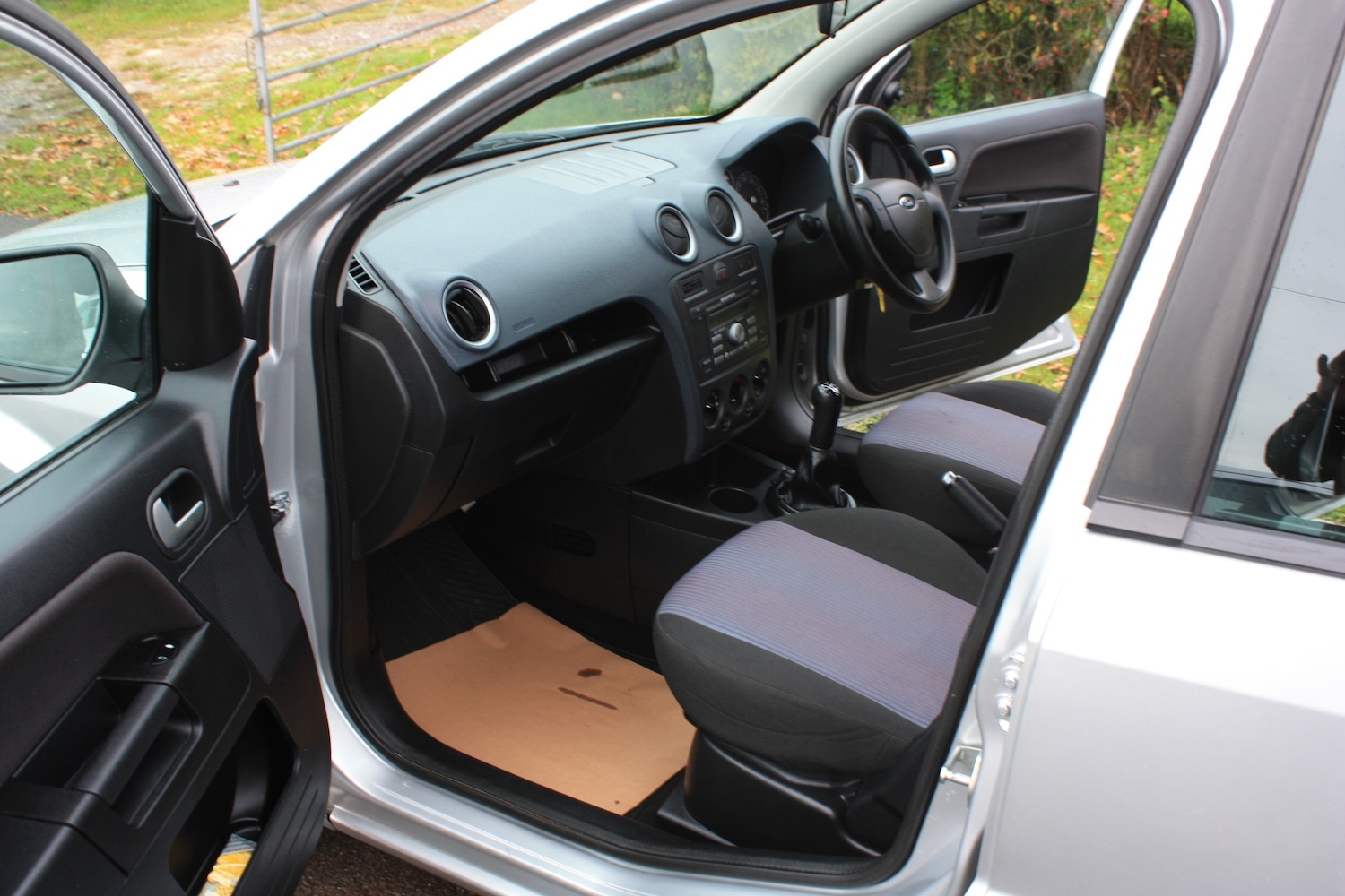 Used Ford Fusion 2010 for sale - 76405819: Photo 13