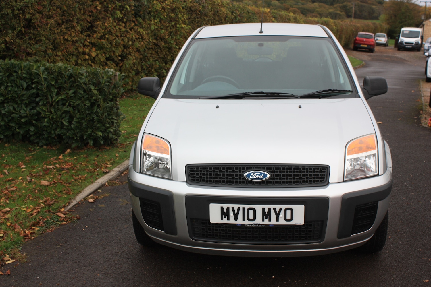 Used Ford Fusion 2010 for sale - 76405819: Photo 2