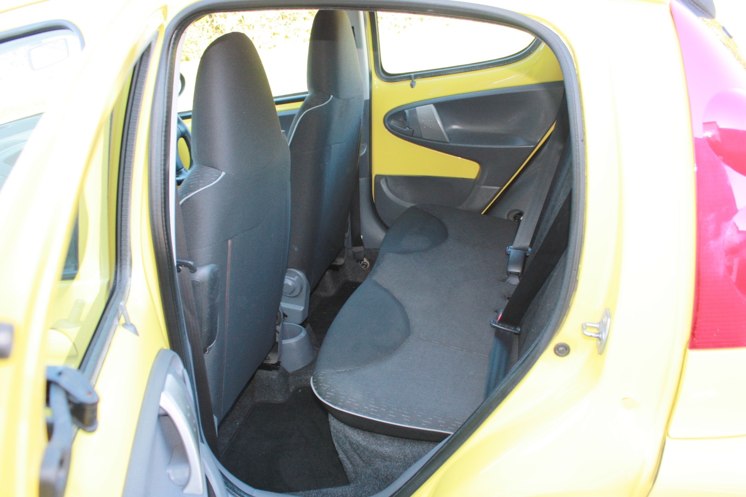 Used Peugeot 107 2010 for sale - 77966599: Photo 12