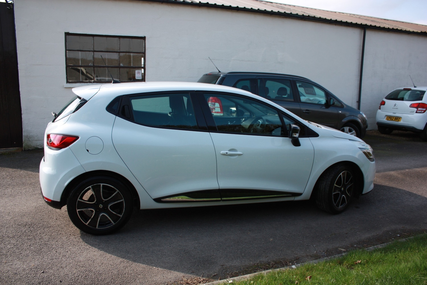 Used Renault Clio 2014 for sale - 77743438: Photo 5