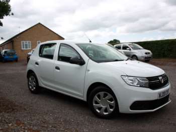 Used Dacia Sandero 2020 for sale - 74931653: Photo