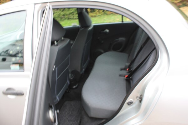 Used Nissan Micra 2004 for sale - 76281130: Photo 12