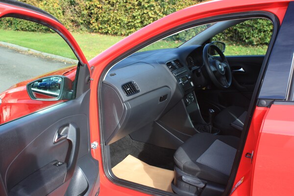 Used Volkswagen Polo 2010 for sale - 76341034: Photo 13
