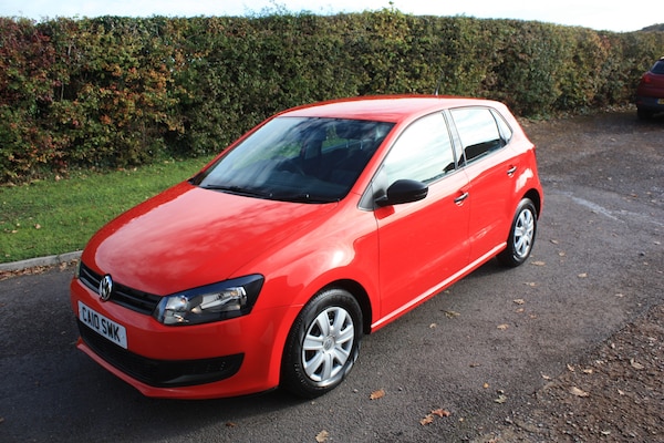 Used Volkswagen Polo 2010 for sale - 76341034: Photo 1