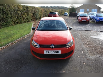 Used Volkswagen Polo 2010 for sale - 76341034: Photo 2