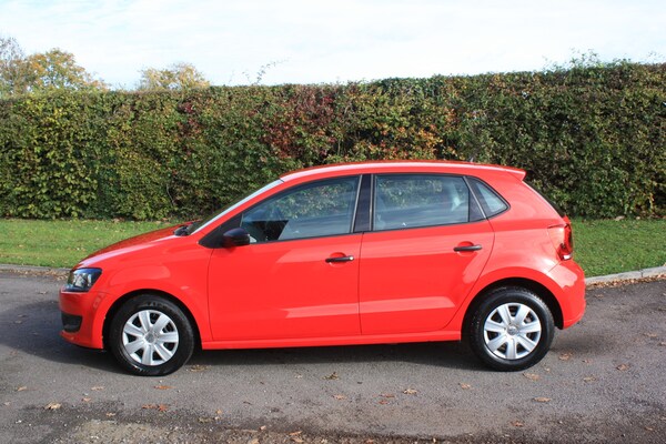 Used Volkswagen Polo 2010 for sale - 76341034: Photo 8