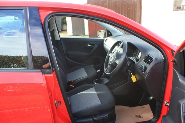 Used Volkswagen Polo 2010 for sale - 76341034: Photo 9