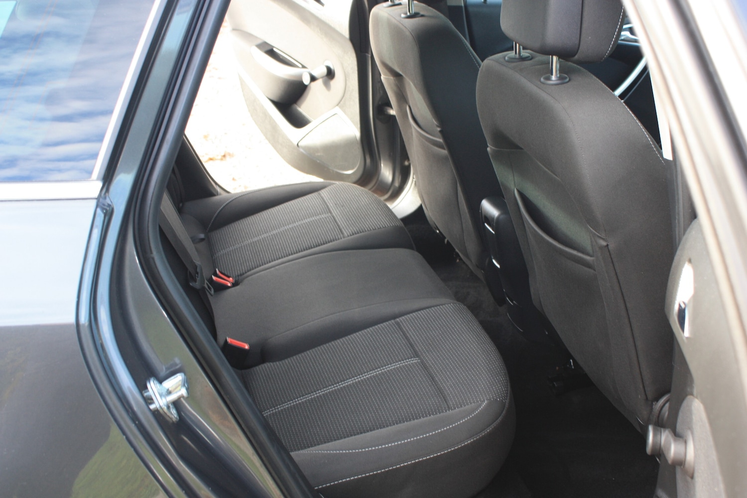 Used Vauxhall Astra 2012 for sale - 76341024: Photo 10