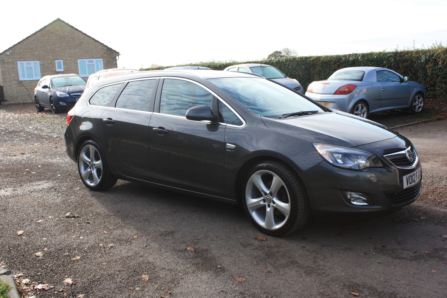 Used Vauxhall Astra 2012 for sale - 76341024: Photo 3