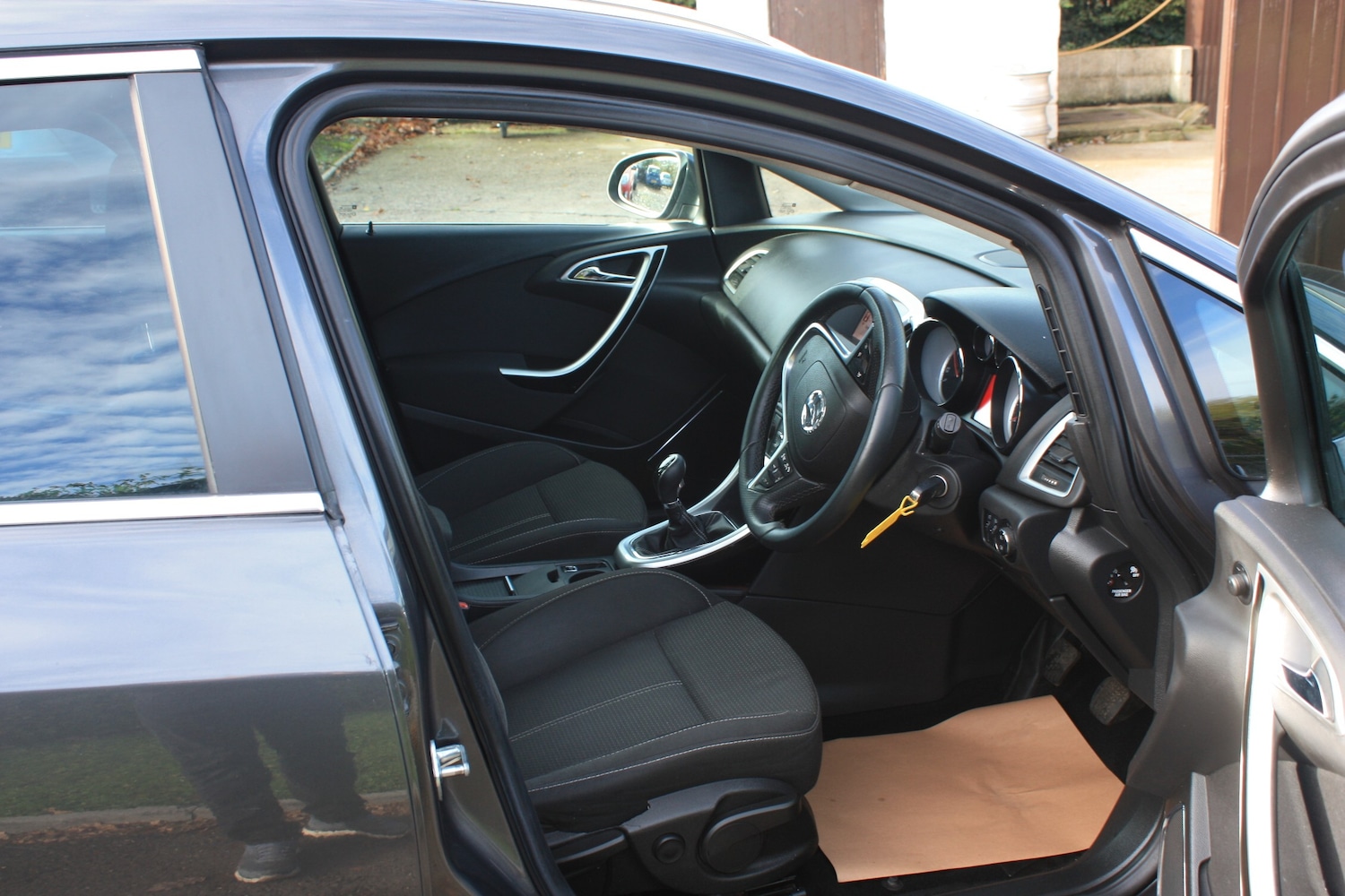 Used Vauxhall Astra 2012 for sale - 76341024: Photo 9