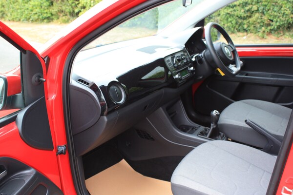 Used Volkswagen up! 2013 for sale - 75255643: Photo 13