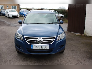 Used Volkswagen Tiguan 2010 for sale - 77635527: Photo