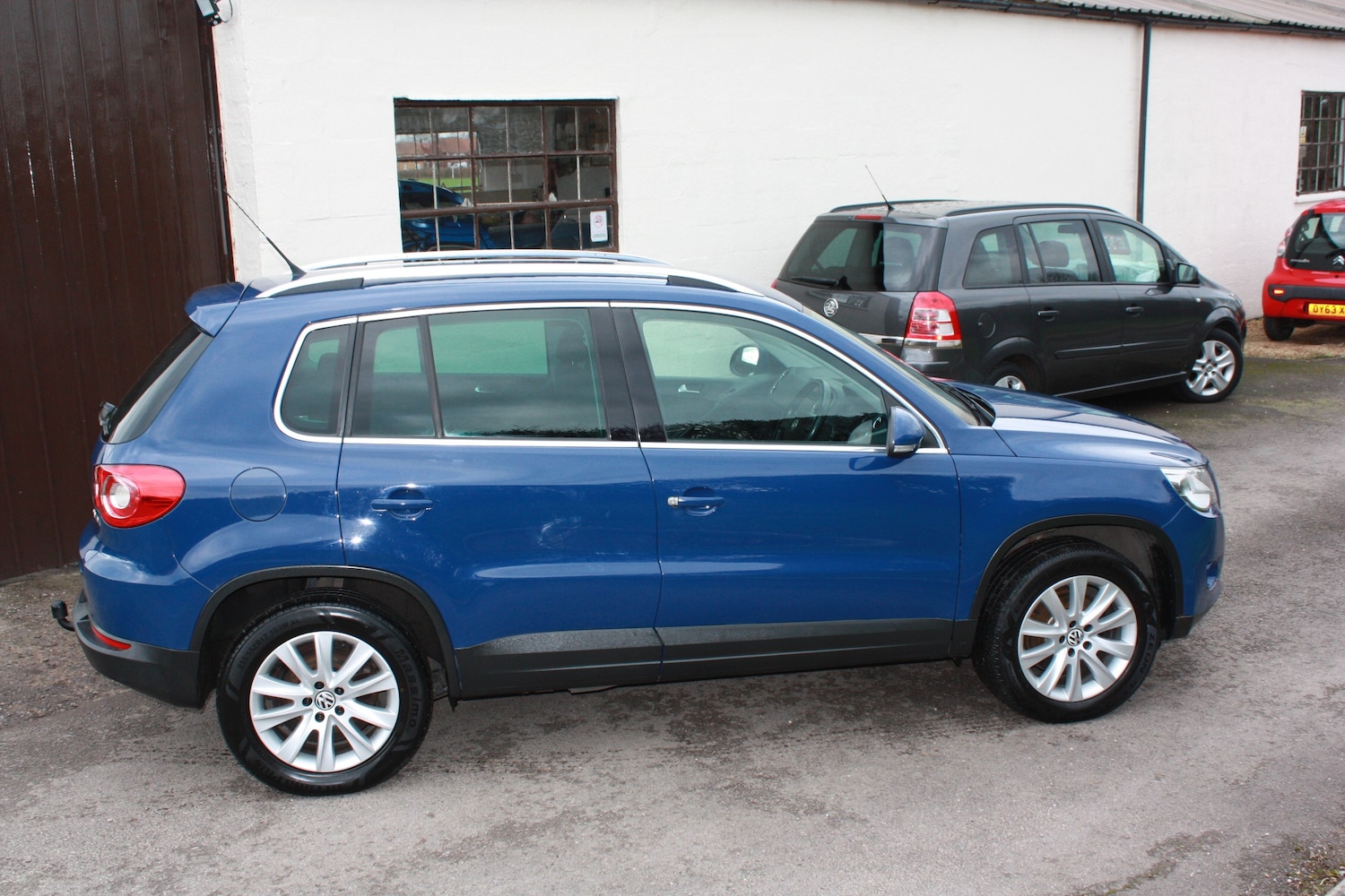 Used Volkswagen Tiguan 2010 for sale - 77635527: Photo 4