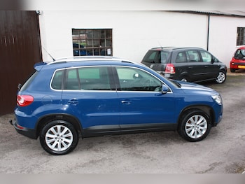 Used Volkswagen Tiguan 2010 for sale - 77635527: Photo