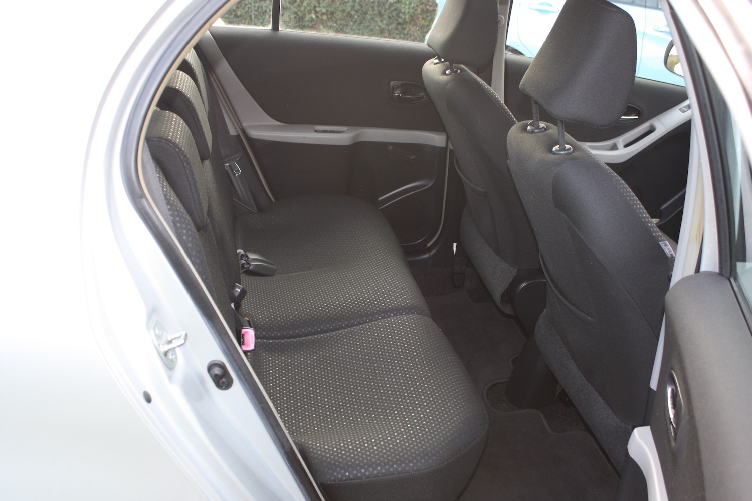 Used Toyota Yaris 2011 for sale - 76711939: Photo 10