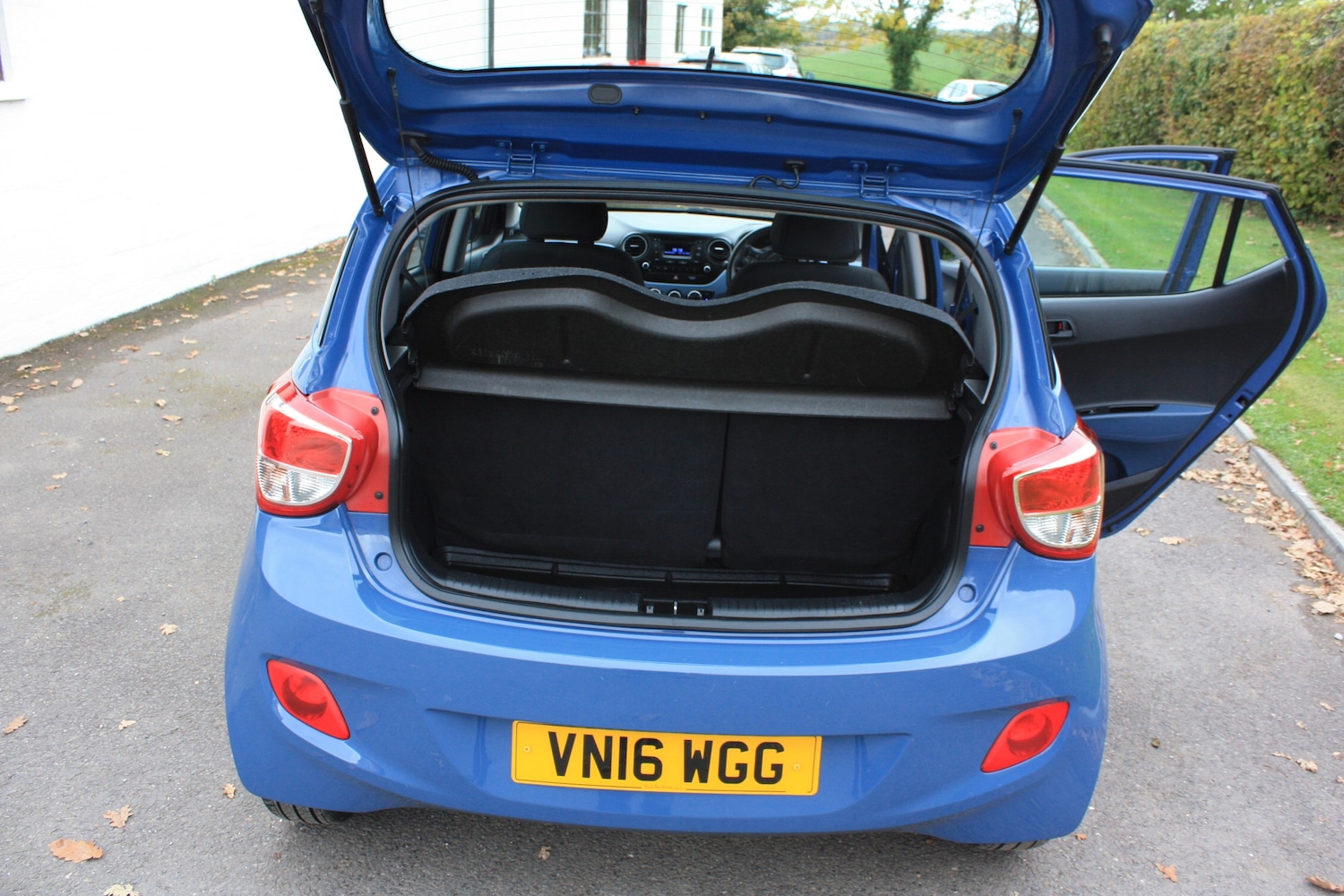 Used Hyundai i10 2016 for sale - 76346871: Photo 10