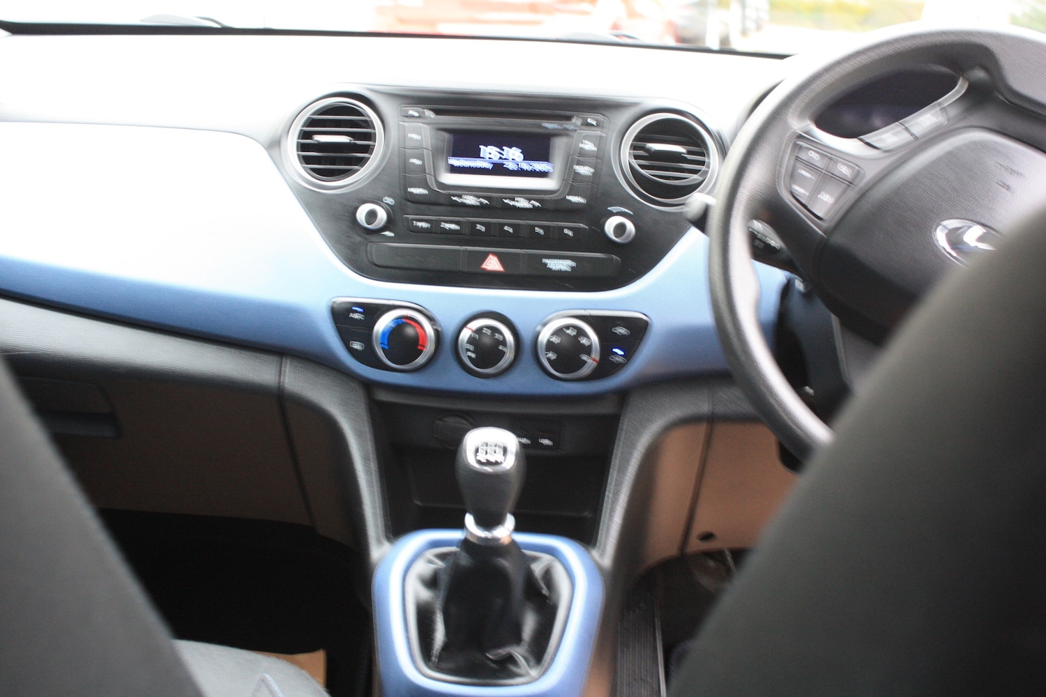 Used Hyundai i10 2016 for sale - 76346871: Photo 13