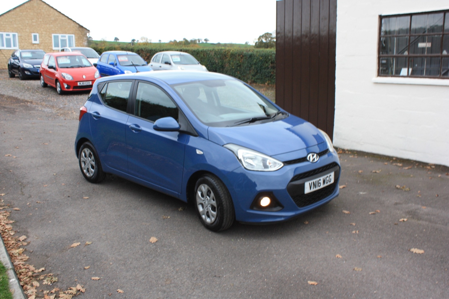 Used Hyundai i10 2016 for sale - 76346871: Photo 3