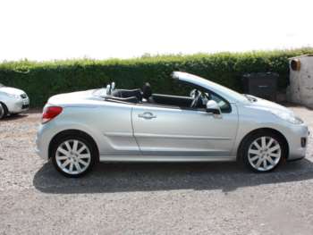 Used Peugeot 207 2011 for sale - 74820698: Photo