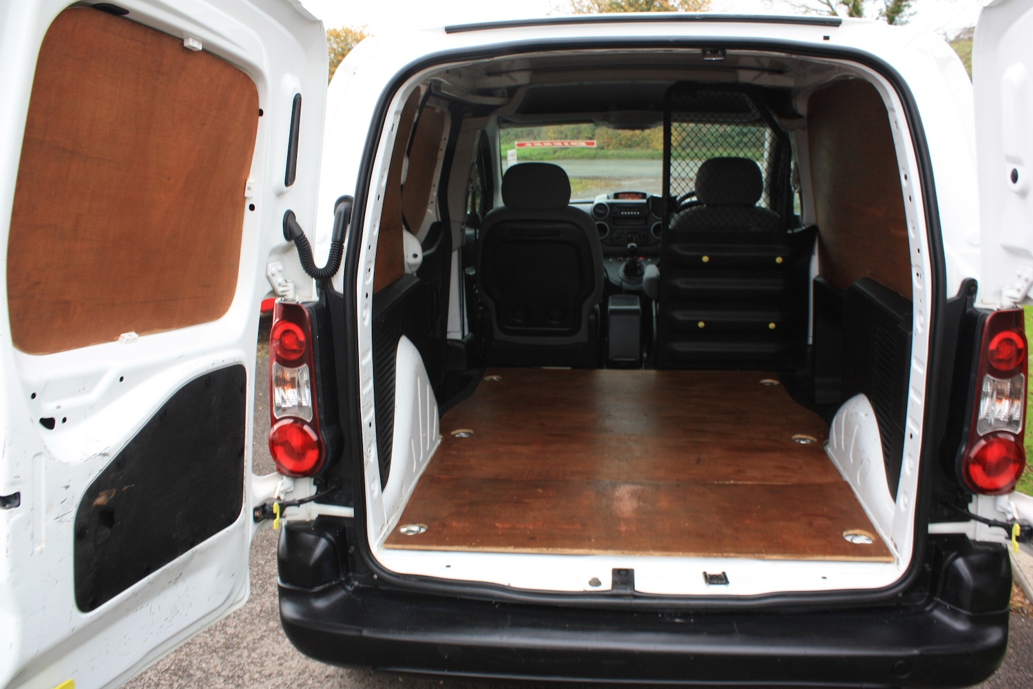 Used Peugeot Partner 2013 for sale - 76453691: Photo 10