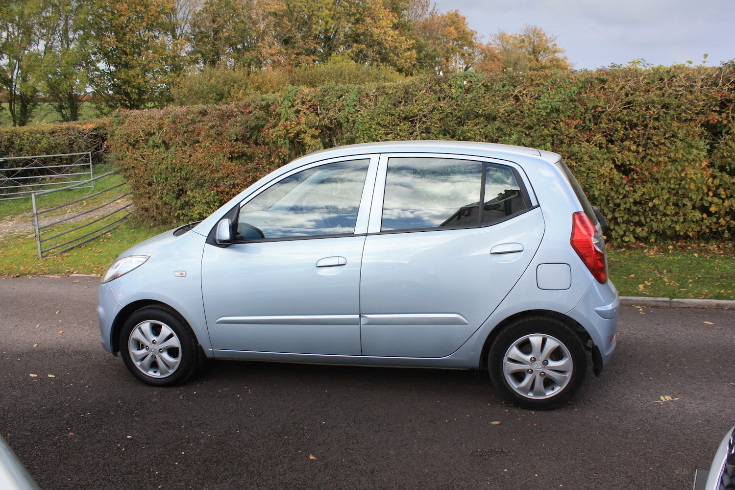 Used Hyundai i10 2012 for sale - 76376846: Photo 8