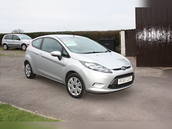 Used Ford Fiesta 2010 for sale - 77061724: Photo