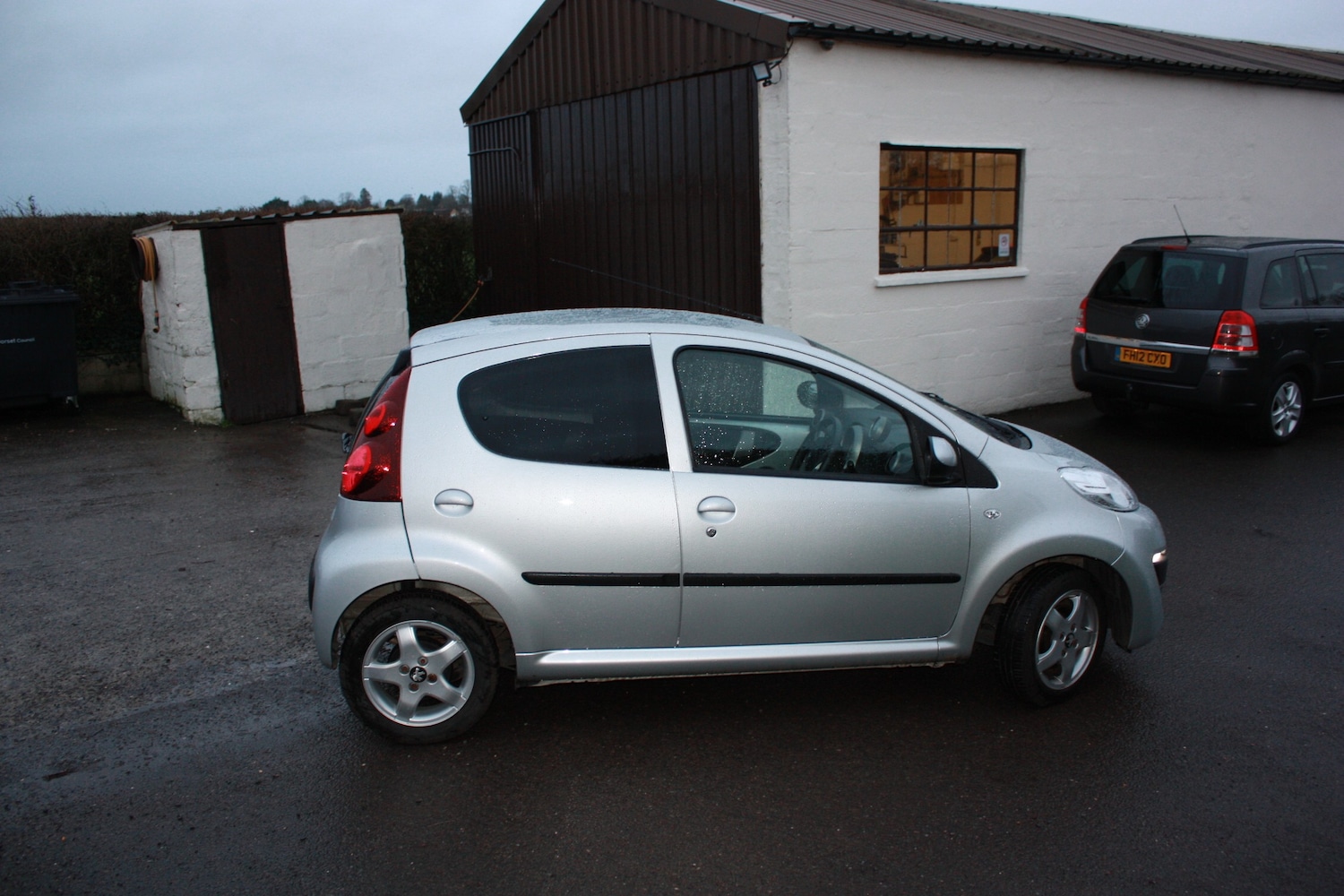 Used Peugeot 107 for sale - 77310919: Photo 4