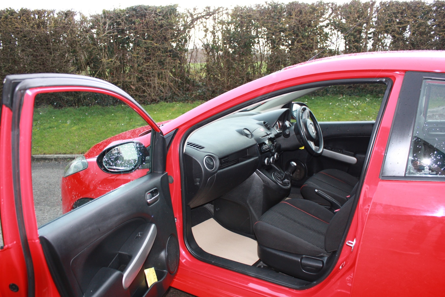 Used Mazda Mazda2 2011 for sale - 77341078: Photo 13