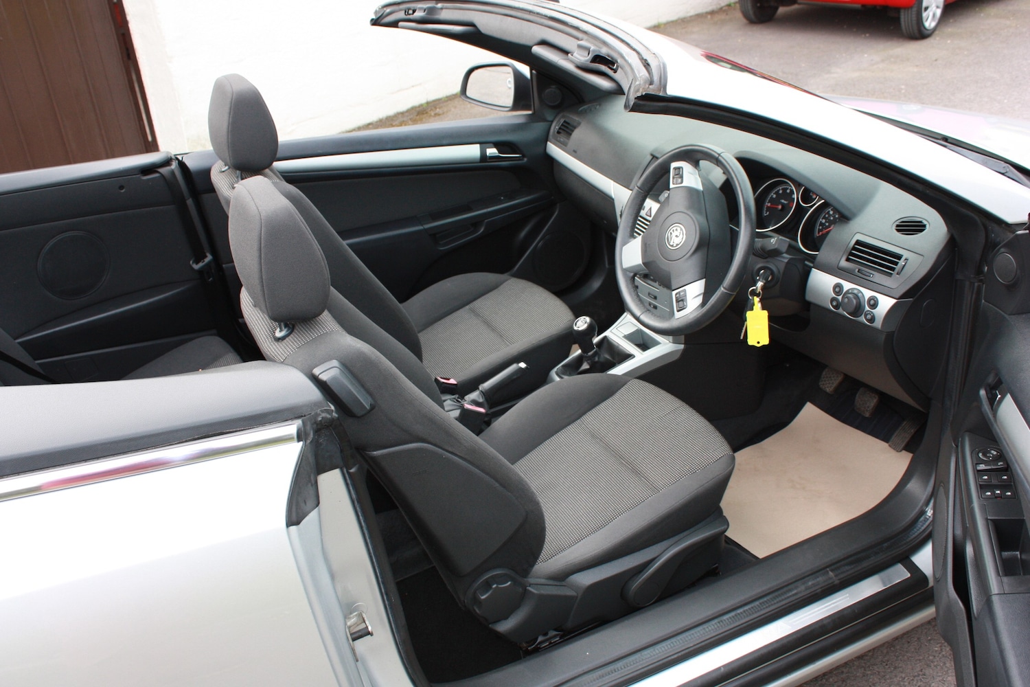 Used Vauxhall Astra 2010 for sale - 78003587: Photo 9