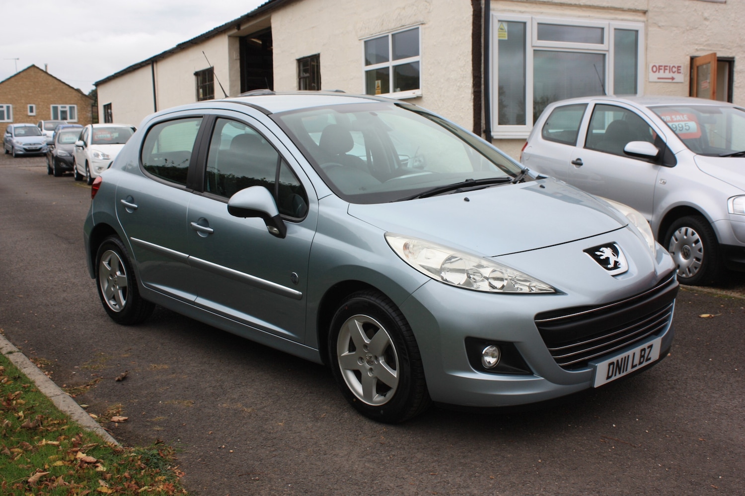 Used Peugeot 207 2011 for sale - 76405817: Photo 3