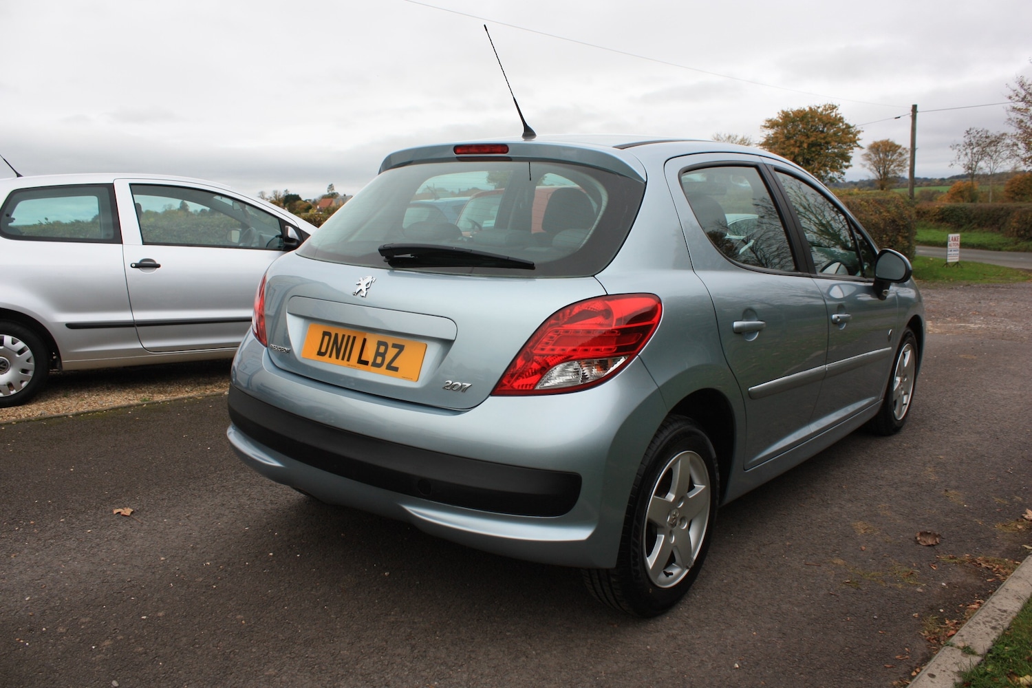 Used Peugeot 207 2011 for sale - 76405817: Photo 5