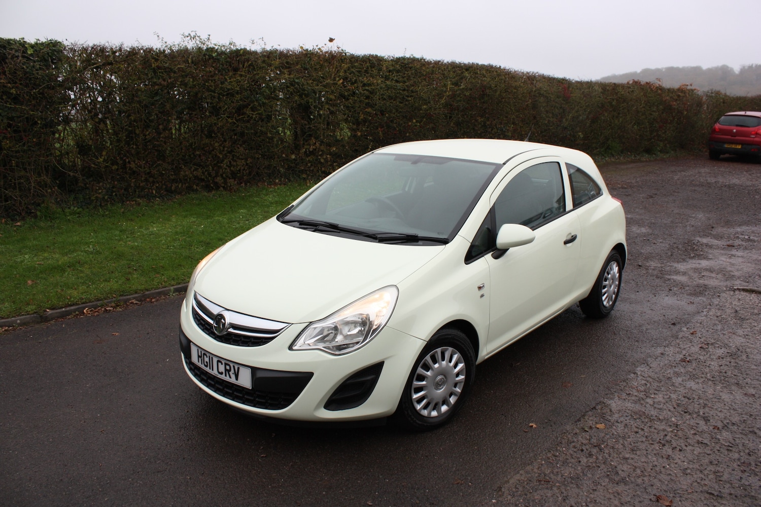 Used Vauxhall Corsa 2011 for sale - 76724110: Photo 1