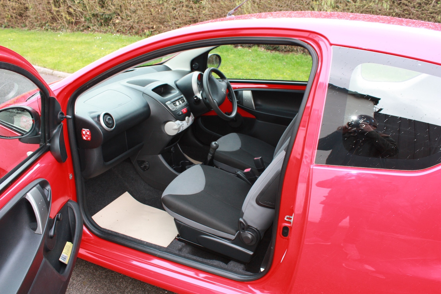 Used Peugeot 107 2014 for sale - 77501907: Photo 13