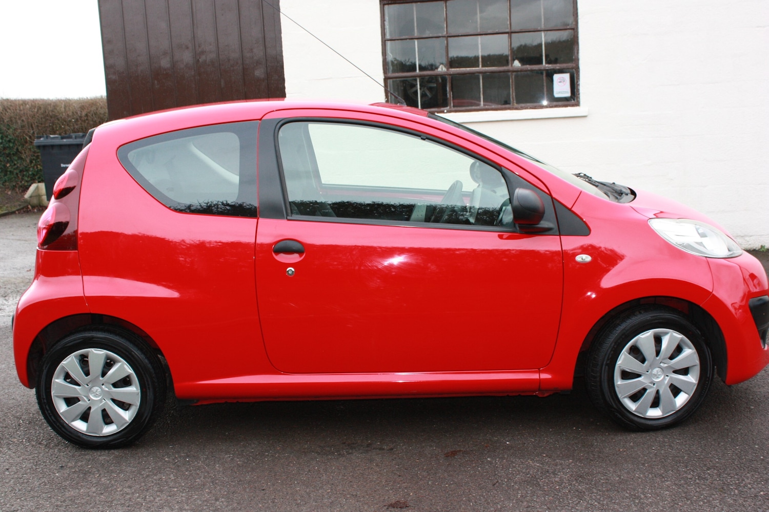Used Peugeot 107 2014 for sale - 77501907: Photo 4