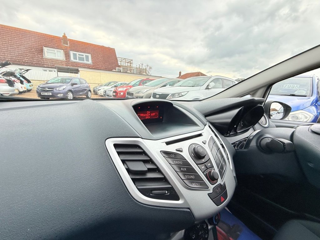 Used Ford Fiesta 2012 for sale - 76313188: Photo 24