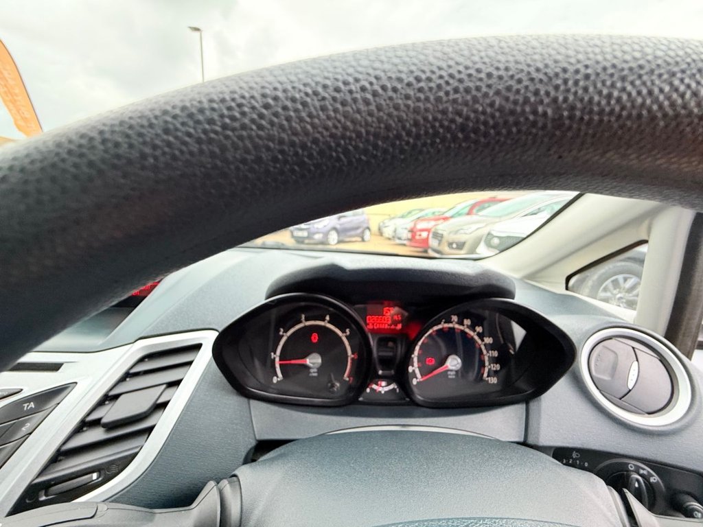 Used Ford Fiesta 2012 for sale - 76313188: Photo 31