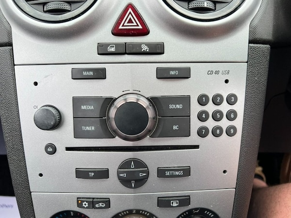 Used Vauxhall Corsa 2013 for sale - 75411352: Photo 30