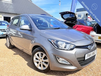Used Hyundai i20 2014 for sale - 79103775: Photo
