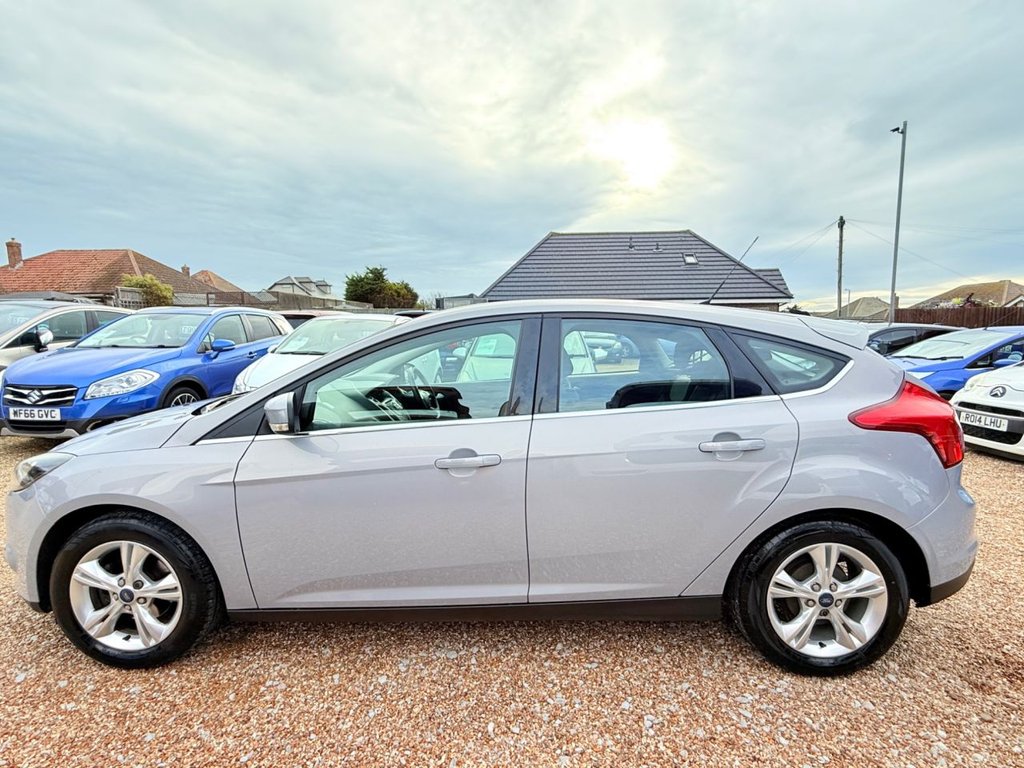 Used Ford Focus 2012 for sale - 76470574: Photo 7