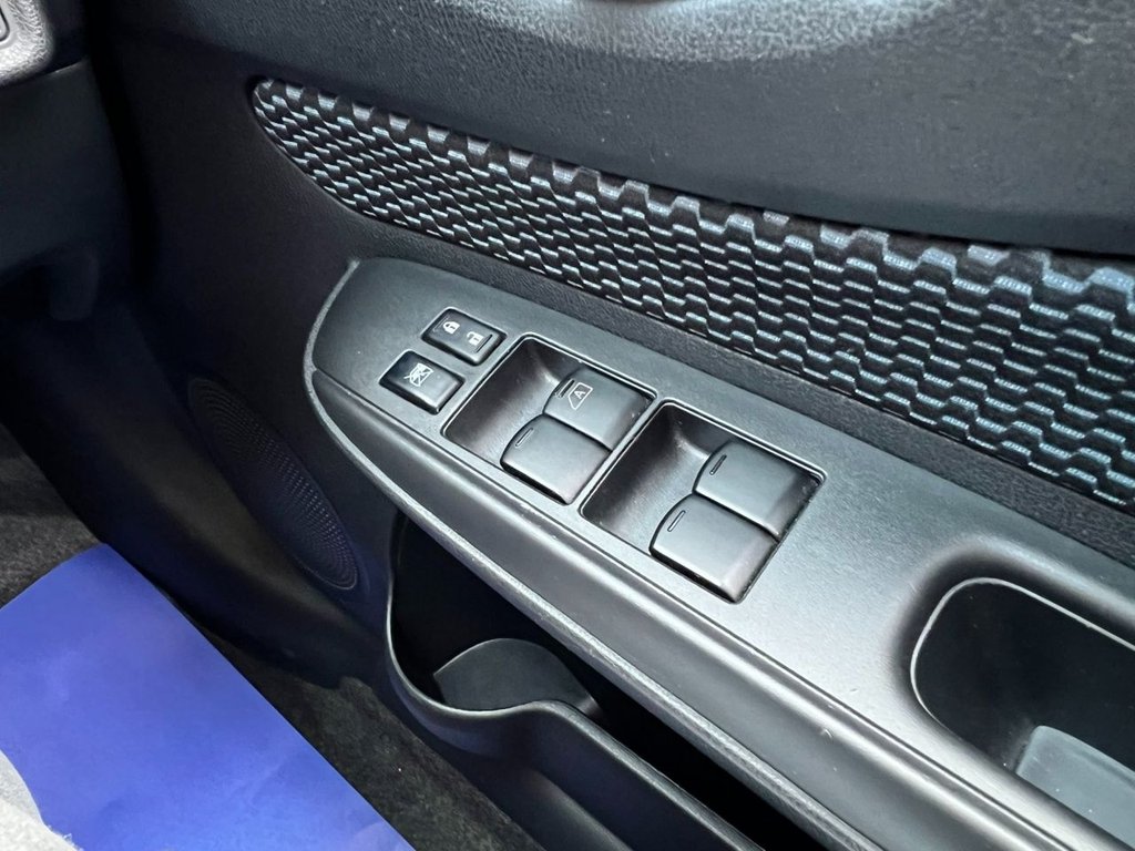 Used Nissan Note 2015 for sale - 77200303: Photo 39