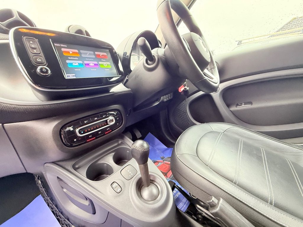 Used smart fortwo 2018 for sale - 78044794: Photo 24