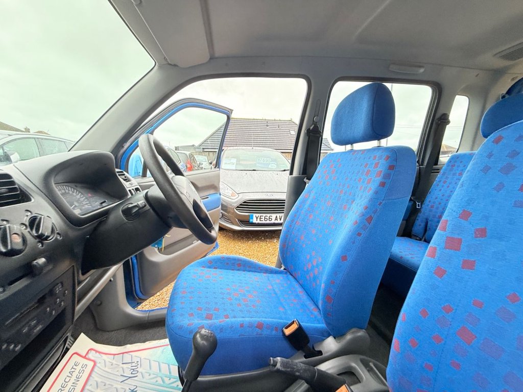 Used Vauxhall Agila 2001 for sale - 77302734: Photo 26