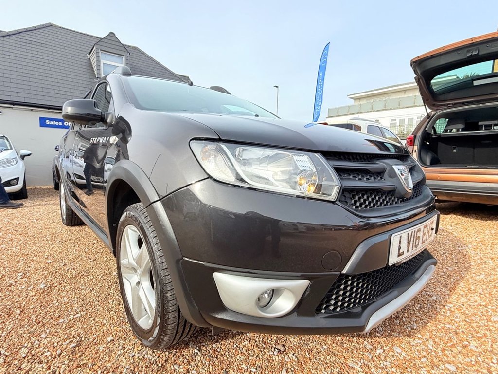 Used Dacia Sandero Stepway 2016 for sale - 77583437: Photo 10