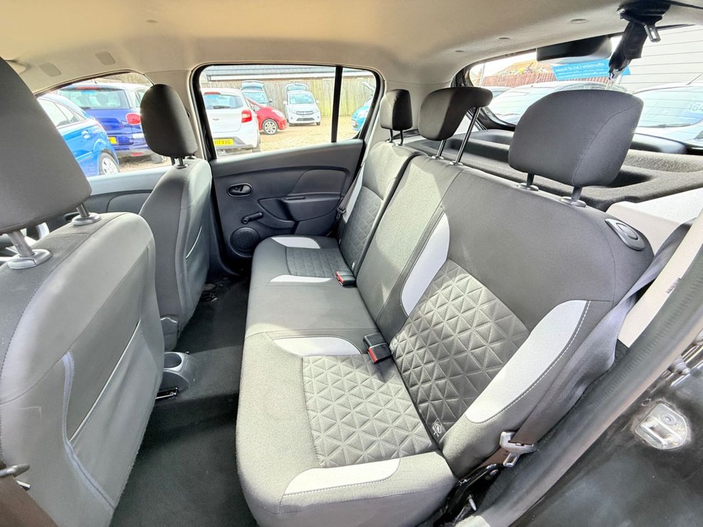 Used Dacia Sandero Stepway 2016 for sale - 77583437: Photo 28