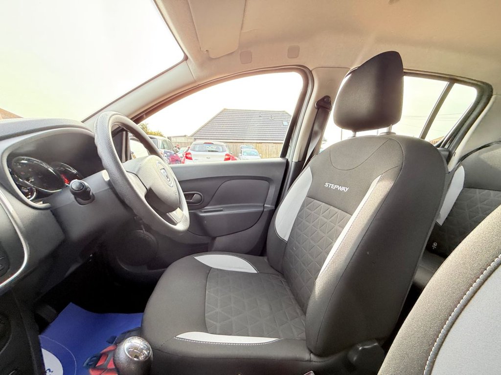 Used Dacia Sandero Stepway 2016 for sale - 77583437: Photo 30